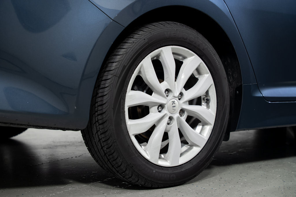 Used 2015 Kia Optima EX FWD image 7