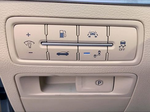 Used 2019 Genesis G80 3.8 image 35