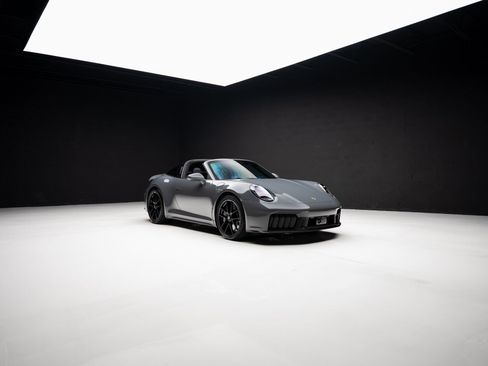 Used 2025 Porsche 911 Targa 4 GTS image 87