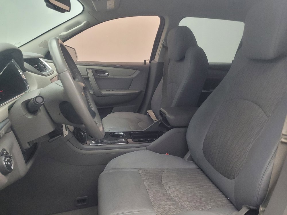 Used 2017 Chevrolet Traverse LT FWD image 17