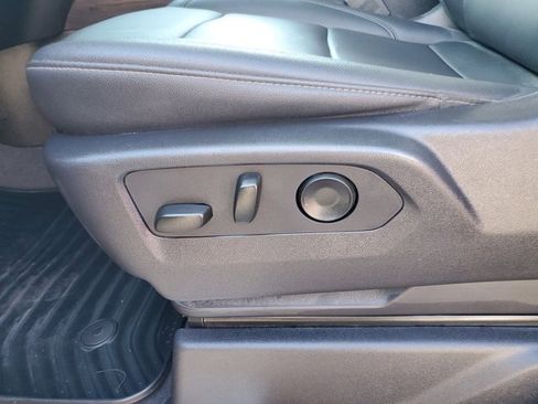 Used 2024 Chevrolet Silverado 2500 LTZ w/ LTZ Plus Package image 14