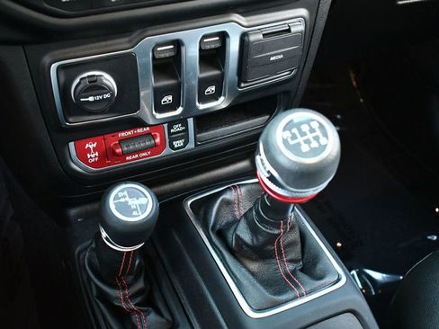 Used 2022 Jeep Wrangler Rubicon w/ Steel Bumper Group image 55