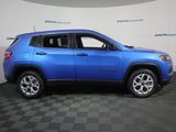 New 2025 Jeep Compass Sport image 4