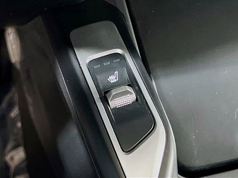 Used 2022 Kia Sorento S FWD image 21