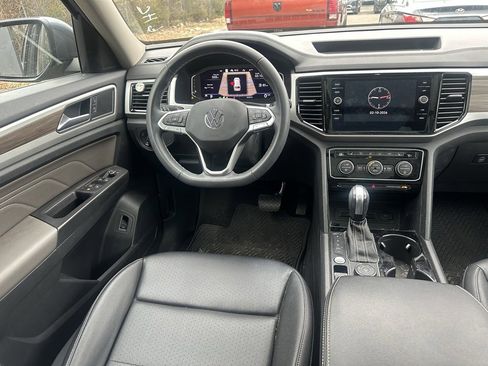 Used 2023 Volkswagen Atlas SEL image 14