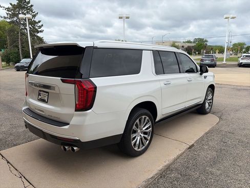 Used 2021 GMC Yukon XL Denali w/ Denali Ultimate Package AWD/4WD image 8