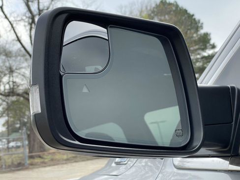 Used 2022 RAM 1500 Limited image 40