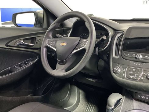 Used 2023 Chevrolet Malibu LS FWD image 10
