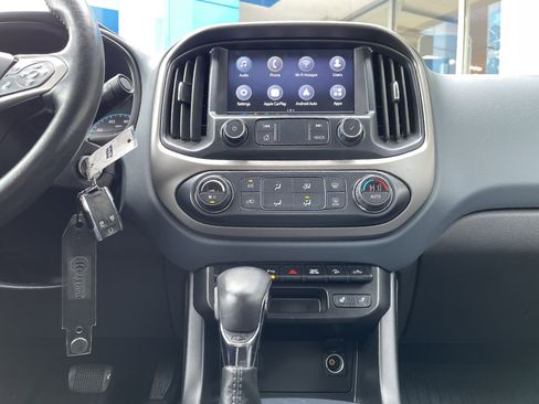 Used 2022 Chevrolet Colorado Z71 w/ Safety Package image 27