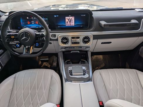 Used 2025 Mercedes-Benz G 63 AMG 4MATIC image 25