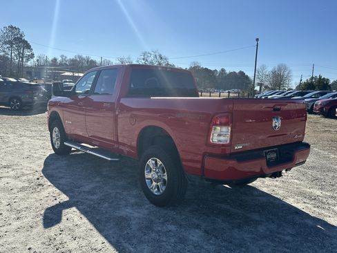 Used 2024 RAM 2500 Big Horn w/ Sport Appearance Package image 5