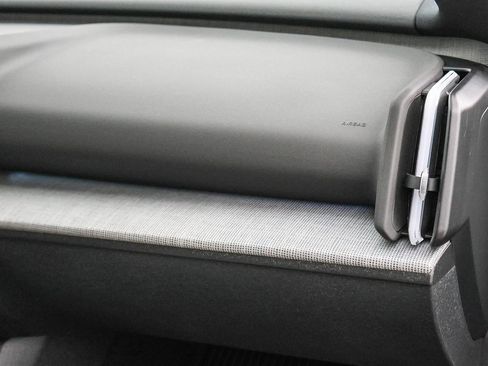 New 2026 Volvo EX30 Cross Country Ultra w/ Protection Package Premier image 18