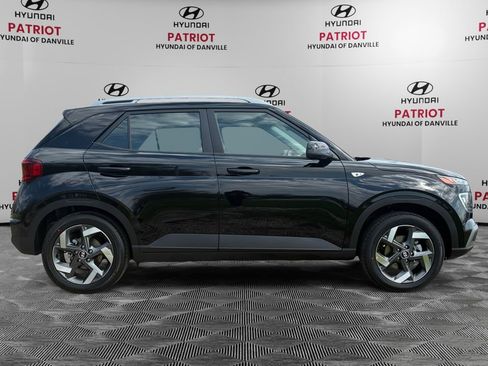 New 2026 Hyundai Venue SEL image 2