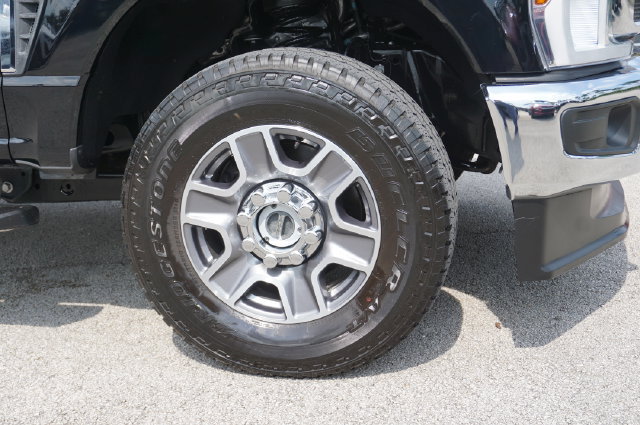 Used 2025 Ford F250 XLT w/ FX4 Off-Road Package AWD/4WD image 36
