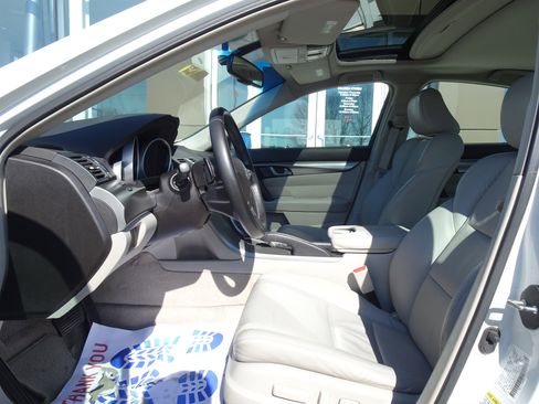 Used 2011 Acura TL w/ Technology Package FWD image 8
