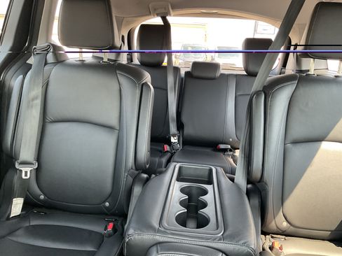 Used 2024 Honda Odyssey EX-L image 12