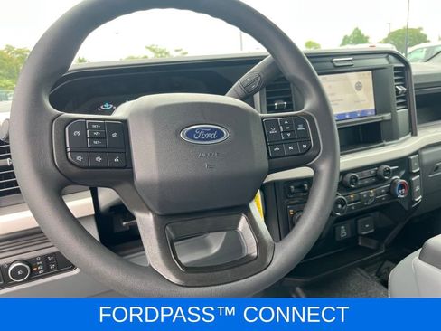 New 2025 Ford F250 XL w/ XL Chrome Package image 9