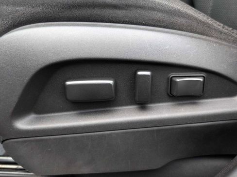 Used 2016 Chevrolet Equinox LT image 17