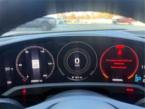 Used 2020 Porsche Taycan 4S image 16