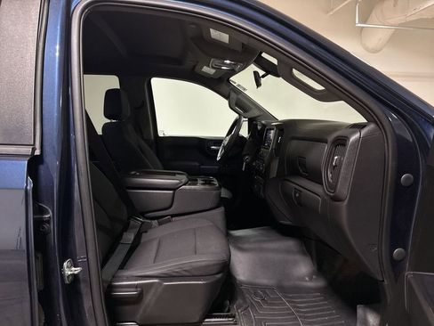 Used 2020 Chevrolet Silverado 1500 Custom w/ Custom Value Package image 21