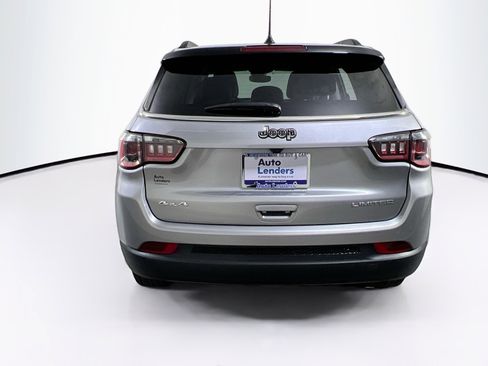 Used 2022 Jeep Compass Limited w/ Sun and Sound Group AWD/4WD image 6