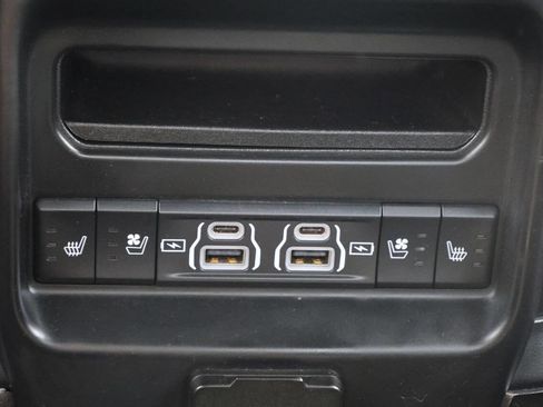 Used 2022 RAM 1500 TRX w/ TRX Level 2 Equipment Group AWD/4WD image 21