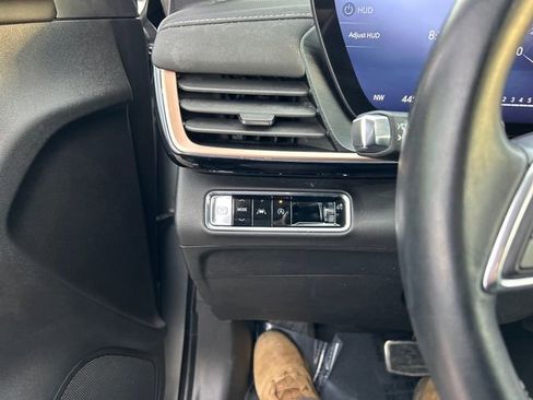 Used 2024 Buick Envision Sport Touring image 28