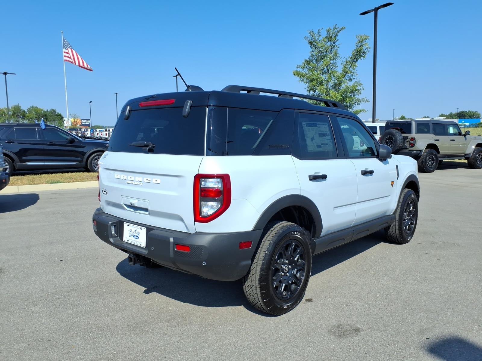 New 2026 Ford Bronco Sport Badlands w/ Badlands Tech Package AWD/4WD image 3