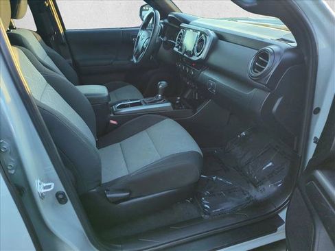 Used 2023 Toyota Tacoma TRD Sport AWD/4WD image 19