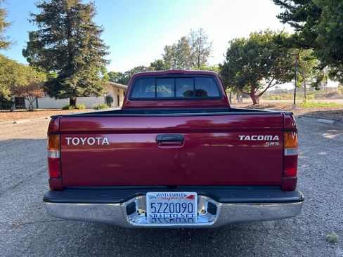 Used 1999 Toyota Tacoma 2WD Xtracab image 16