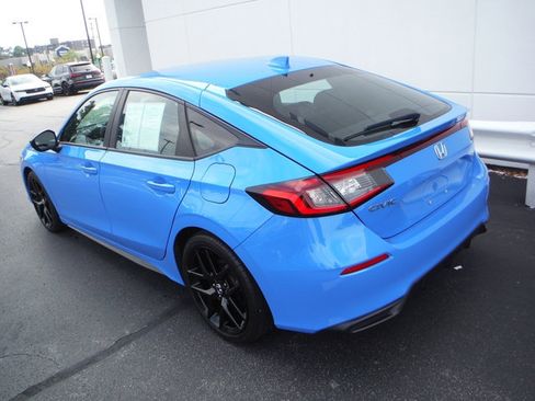 Used 2024 Honda Civic Sport image 9