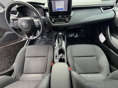 Used 2024 Toyota Corolla LE w/ LE Convenience Package image 10