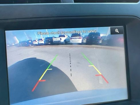 Used 2013 Ford Explorer XLT image 40