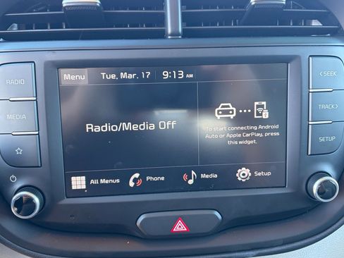 Certified 2025 Kia Soul LX w/ LX Technology Package image 24