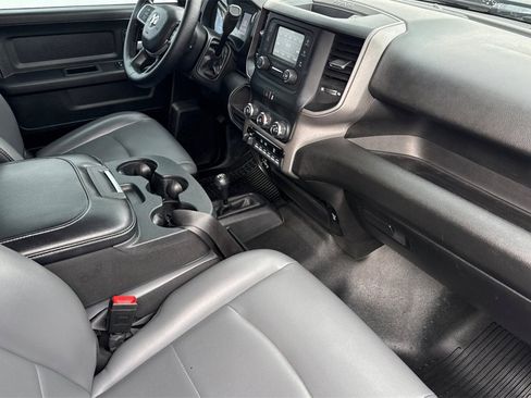 Used 2019 RAM 2500 Tradesman w/ Chrome Appearance Group image 15