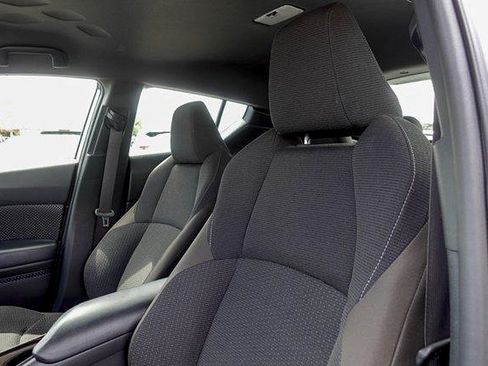 Certified 2019 Toyota C-HR XLE FWD image 10