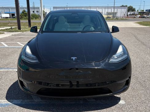 Used 2021 Tesla Model Y Long Range AWD/4WD image 8
