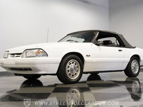 Used 1987 Ford Mustang LX image 22