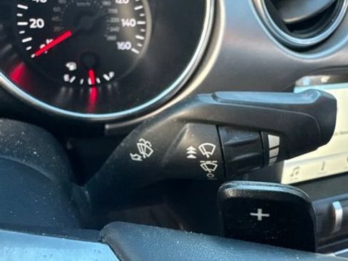 Used 2018 Ford Mustang Premium RWD image 30