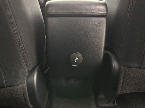 Used 2016 Toyota RAV4 XLE AWD/4WD image 18