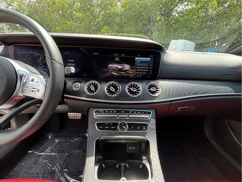 Used 2020 Mercedes-Benz E 450 4MATIC Cabriolet image 11