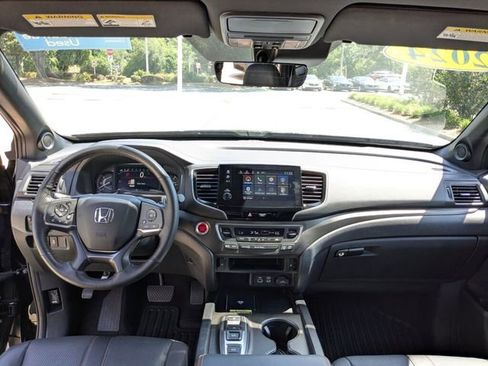 Certified 2024 Honda Passport TrailSport image 15