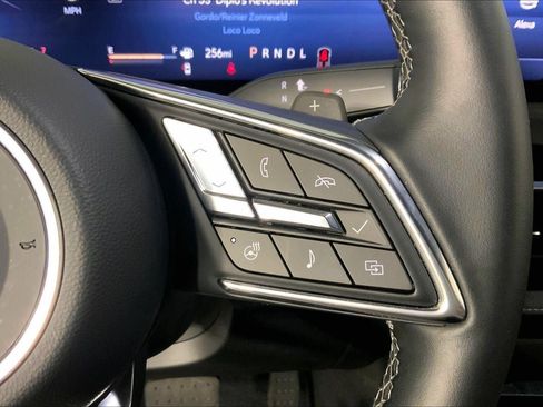 Used 2025 Buick Enclave Sport Touring image 19