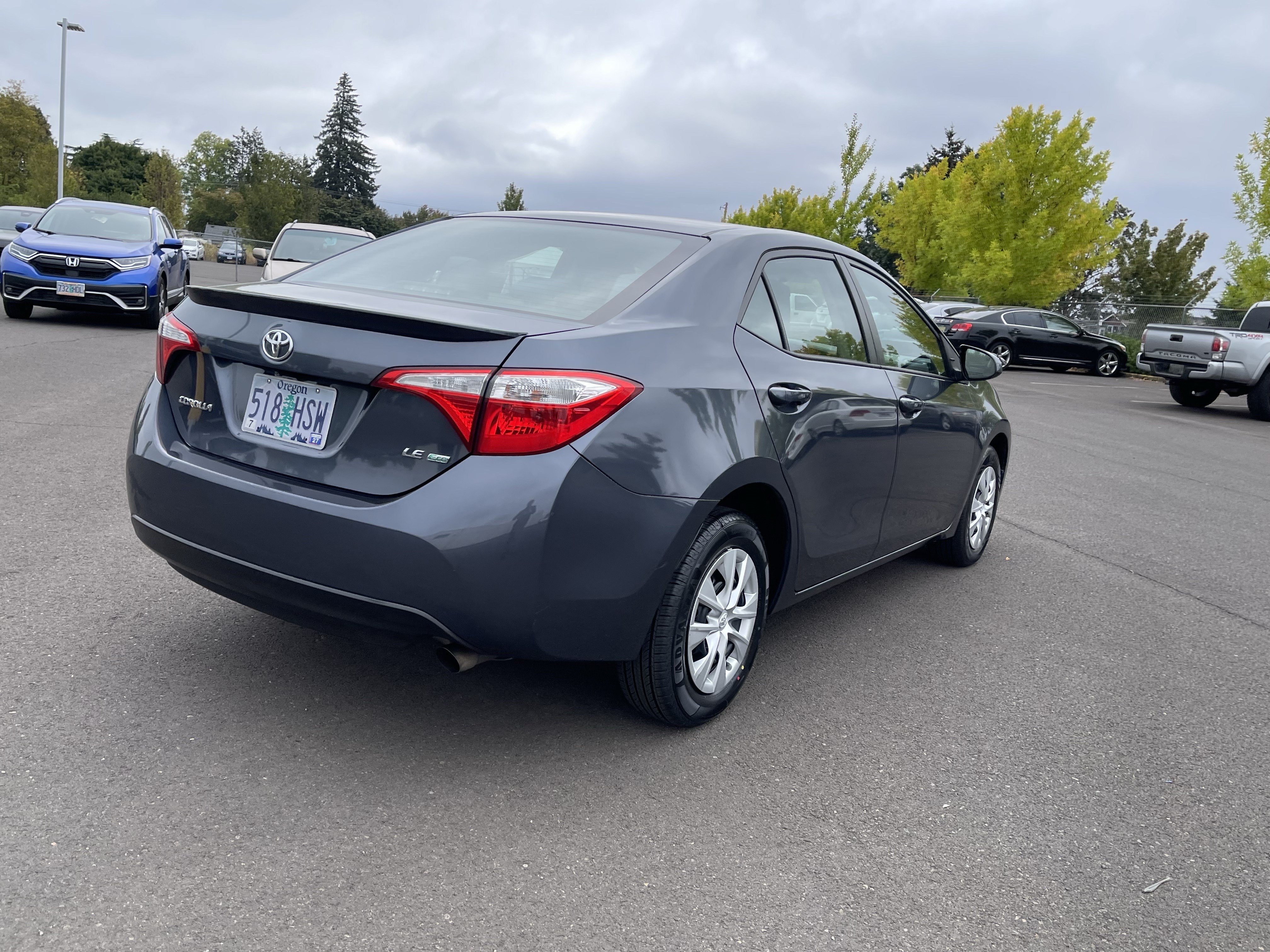 Used 2015 Toyota Corolla LE FWD image 5