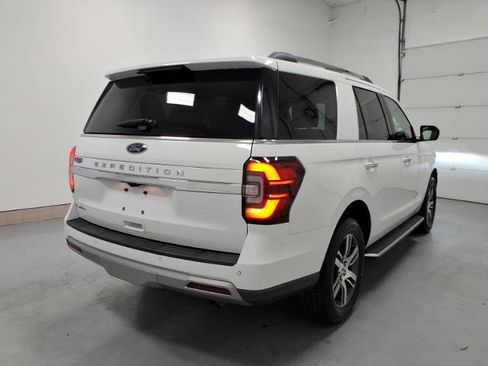 Certified 2023 Ford Expedition Limited AWD/4WD image 3