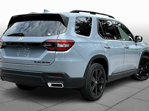 Used 2025 Honda Pilot Black Edition image 21