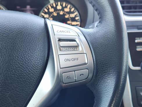 Used 2016 Nissan Altima 2.5 SV image 32