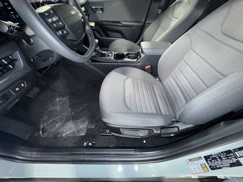 Certified 2025 Kia K4 EX image 15