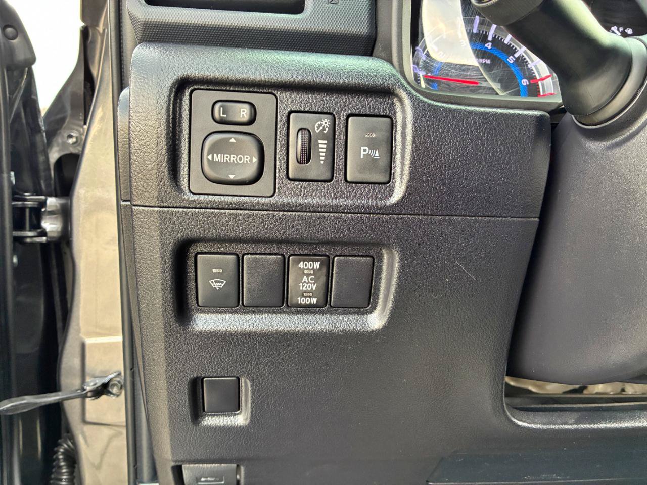 Used 2019 Toyota 4Runner Limited AWD/4WD image 25