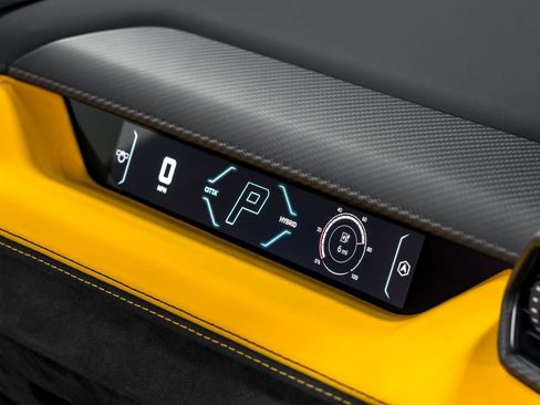 Used 2024 Lamborghini Revuelto image 33